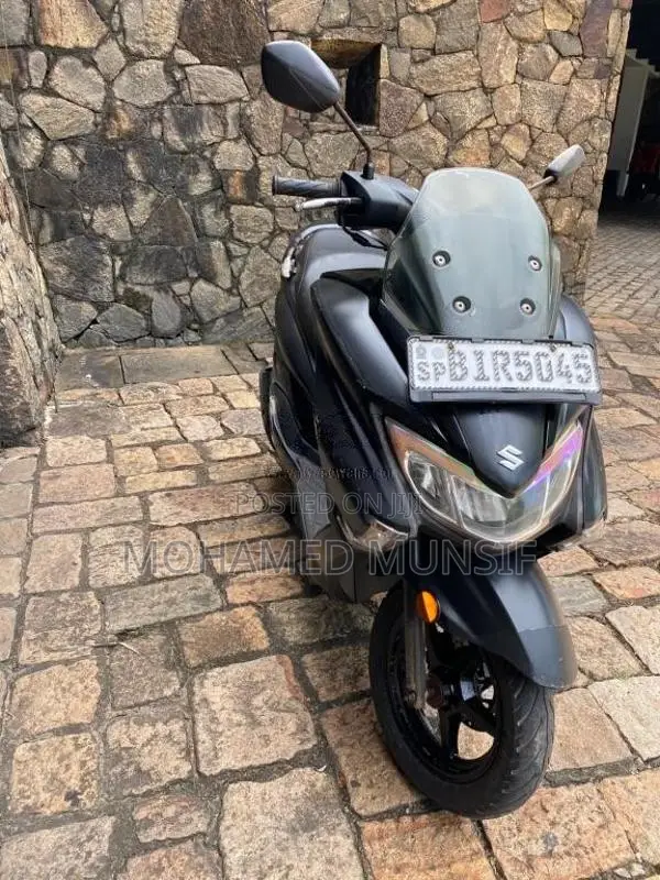 Suzuki BURGMAN 2020 Motorbike (Used)