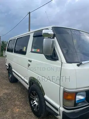 Toyota Shell 1989 Van (Used)