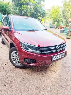 Volkswagen Tiguan 2012 SUV (Used)