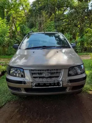 Hyundai Matrix 2001 Car (Used)