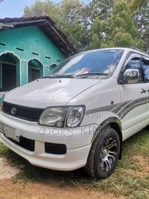 Toyota Noah 1997 Van (Used)