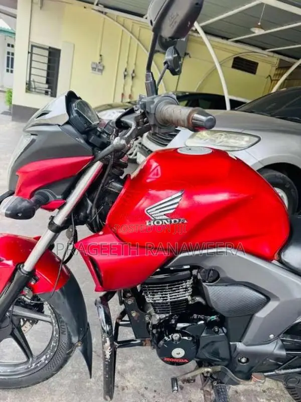 Honda CB Trigger 2015 Motorbike (Used)