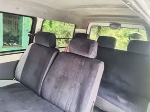 Toyota Noah 1997 Van (Used)