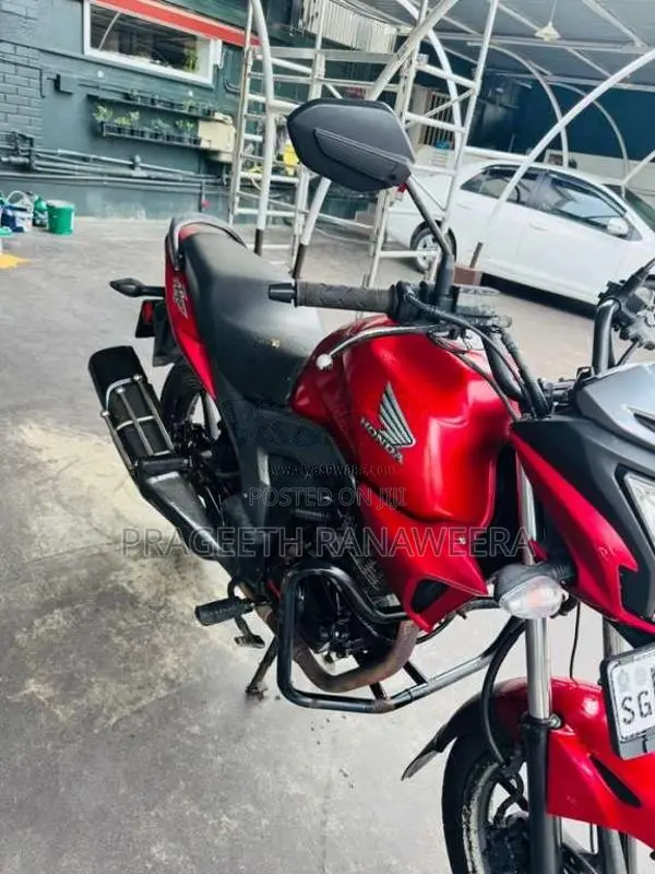 Honda CB Trigger 2015 Motorbike (Used)