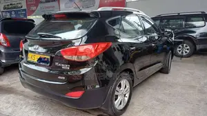 Hyundai Tucson 4we 2011 SUV (Used)