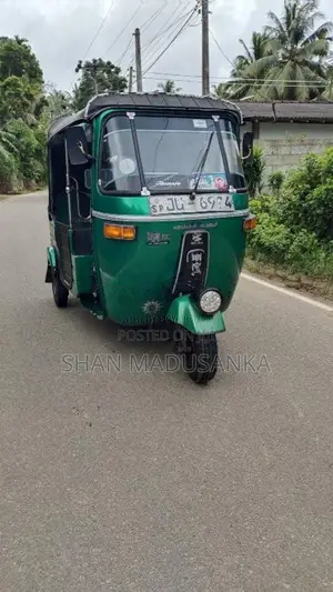Bajaj 2 Stroke 2004 Three Wheel (Used)