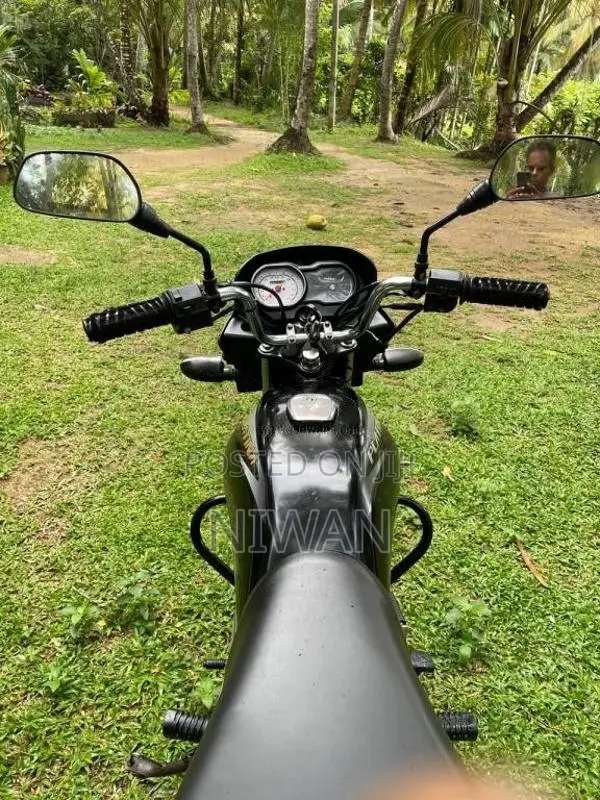 Bajaj Platina 2019 Motorbike (Used)