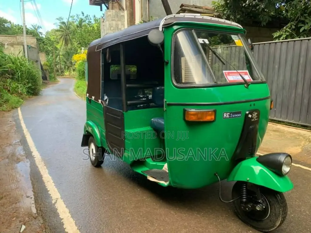 Bajaj 2 Stroke 2005 Three Wheel (Used)