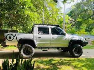 Toyota Hilux 1993 Pickup (Used)