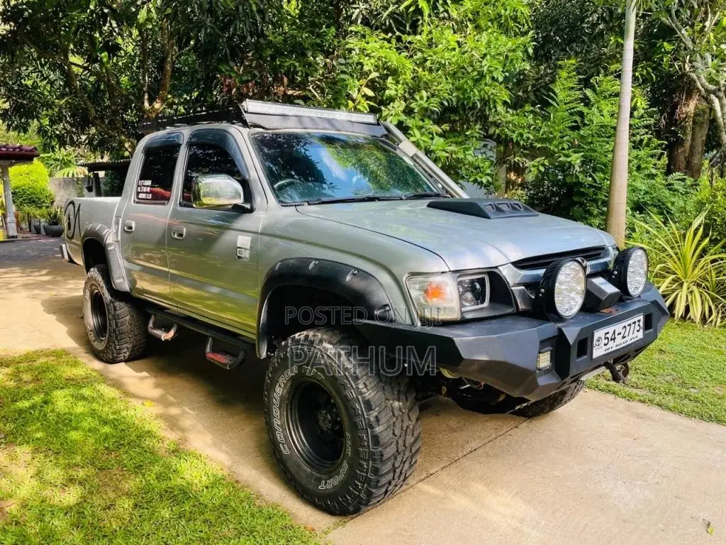 Toyota Hilux 1993 Pickup (Used)