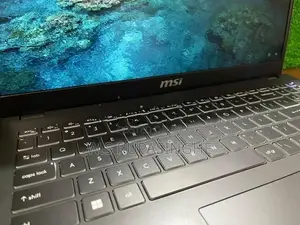 MSI Ultra 7 Laptop