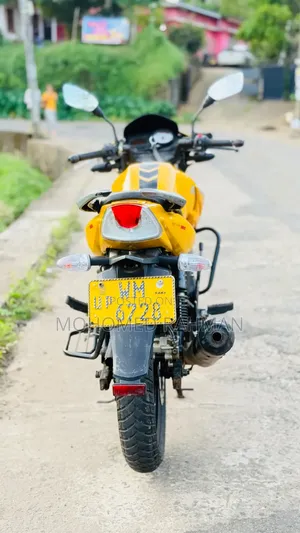 TVS Apache 180 RTR 2010 Yellow