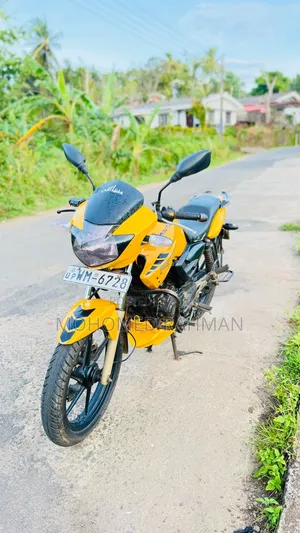 TVS Apache 180 RTR 2010 Yellow