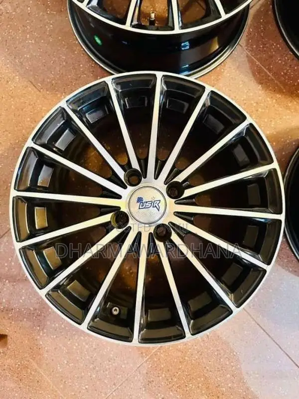 USR 15” Alloy Wheels for Car