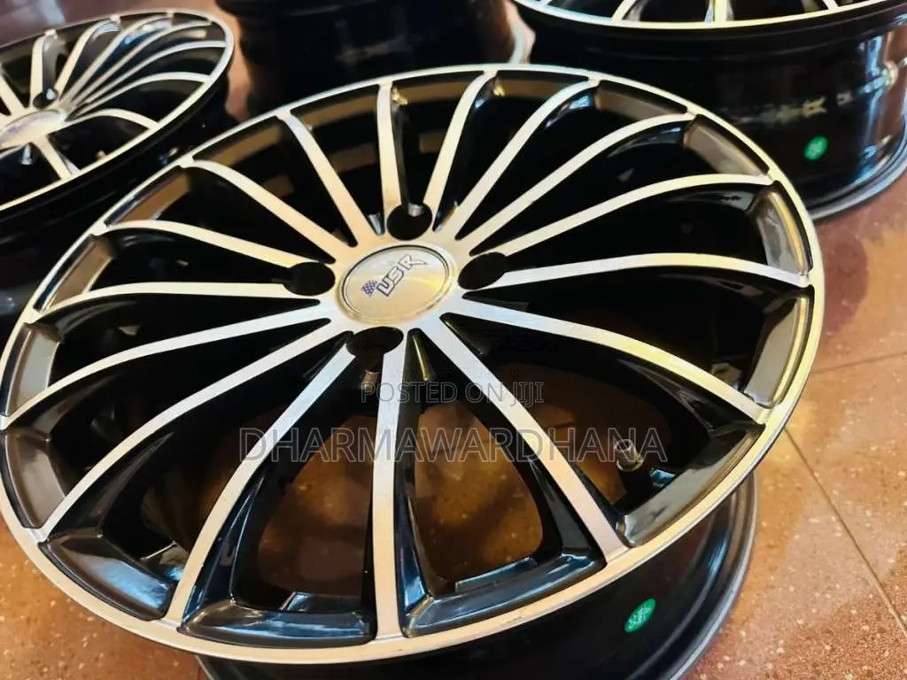 USR 15” Alloy Wheels for Car
