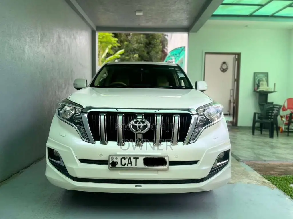 Toyota Land Cruiser Prado 2015 SUV (Used)