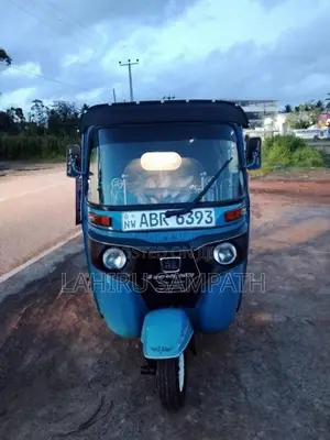 Bajaj 4 Stroke 2018 Three Wheel (Used)