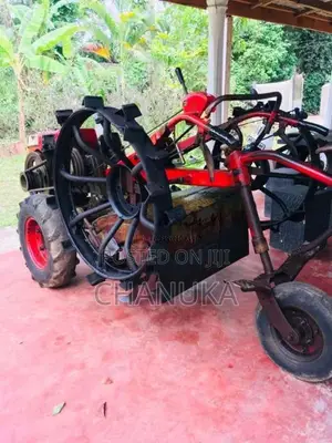 Kubota Sifang 2009 Tractor (Used)