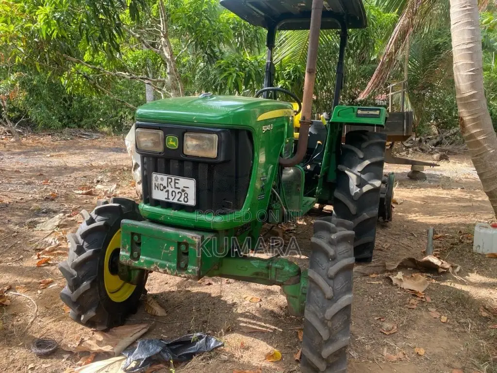 John-Deere 5045 2016 Tractor (Used)