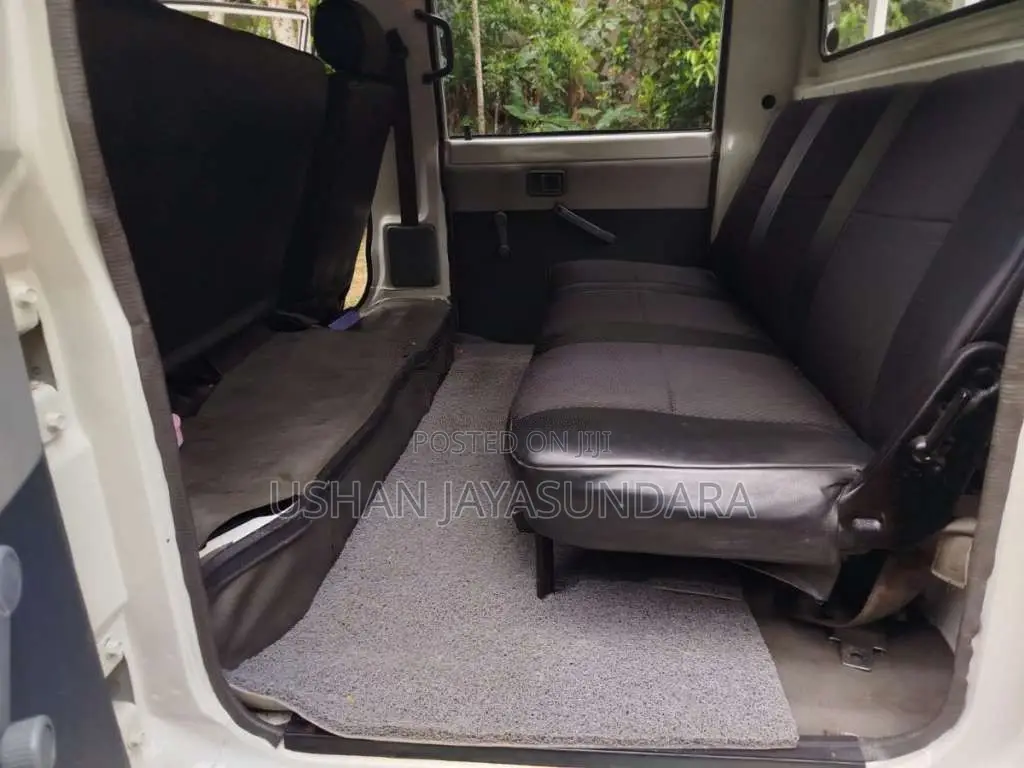 Mazda Brawny 1993 Crew Cab (Used)