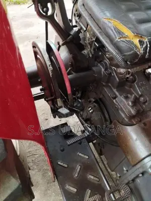 Massey-Ferguson Mf 240 1992 Tractor (Used)