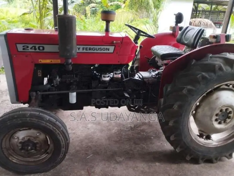Massey-Ferguson Mf 240 1992 Tractor (Used)