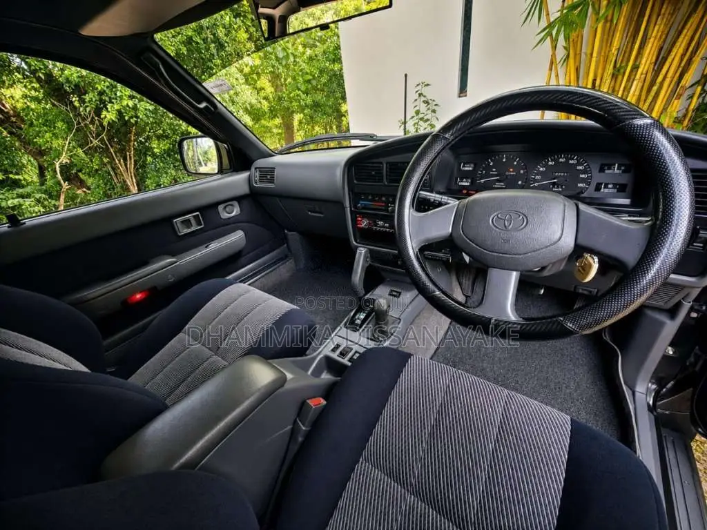 Toyota HILUX SURF 2007 Pickup (Used)