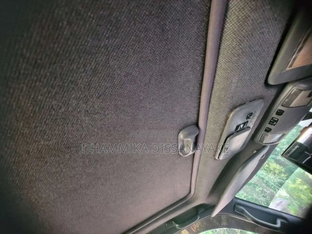 Toyota HILUX SURF 2007 Pickup (Used)