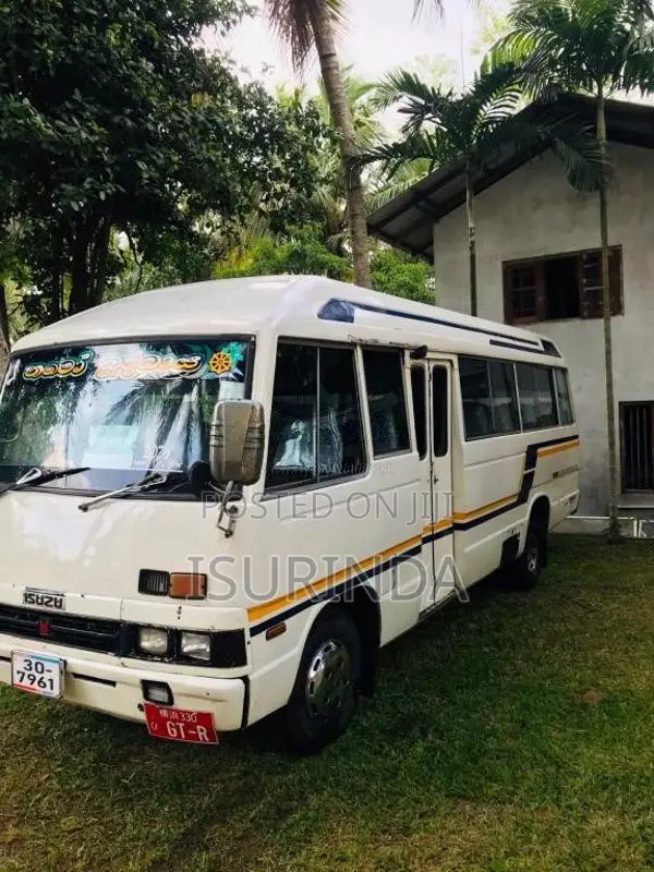 Isuzu Journey 1984 Bus (Used)