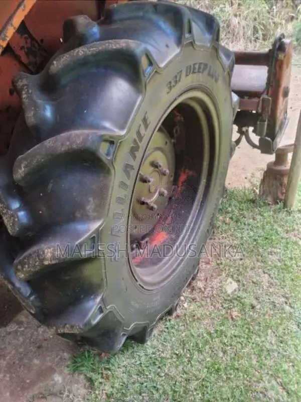 Kubota L4508 2019 Tractor (Used)