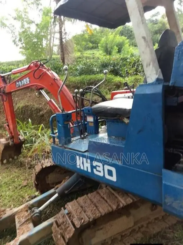 Komatsu KH 30 2000 Heavy-Duty (Used)
