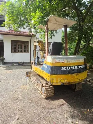Komatsu PC30-6 2018 Heavy-Duty (Used)