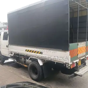 JMC CrewCab 2012 Crew Cab (Used)