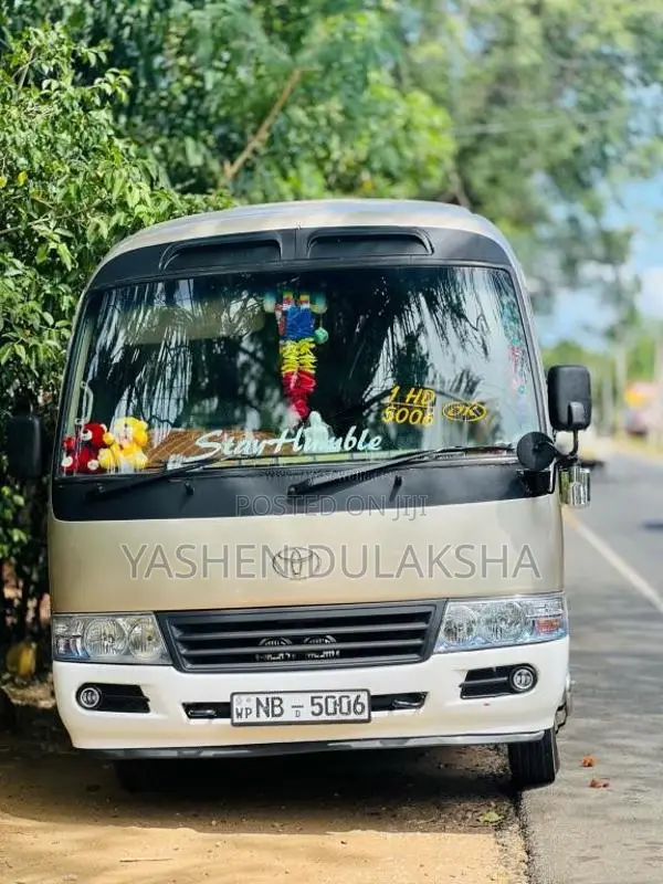 Toyota Coaster 2005 Bus (Used)