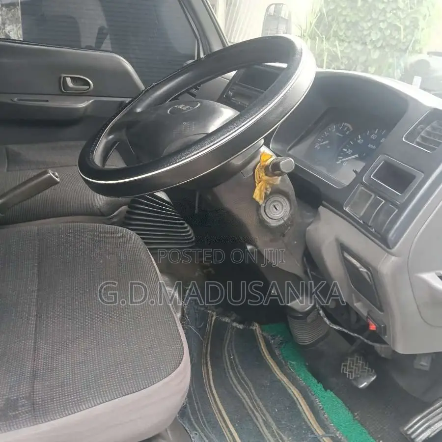 JMC CrewCab 2012 Crew Cab (Used)