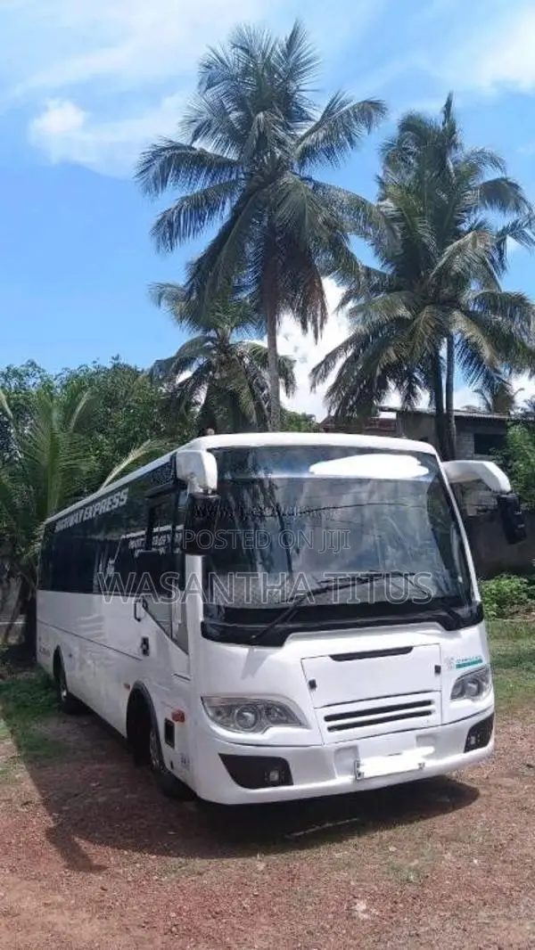 Ashok-Leyland Eagle 2016 Bus (Used)