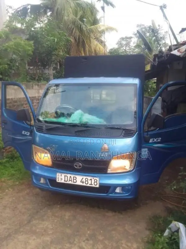 Tata Dimo Batta 2015 Lorry (Used)