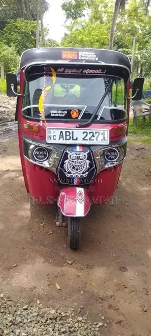 Bajaj RE 2016 Three Wheel (Used)