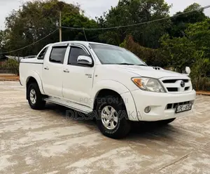 Toyota Hilux 2008 Pickup (Used)