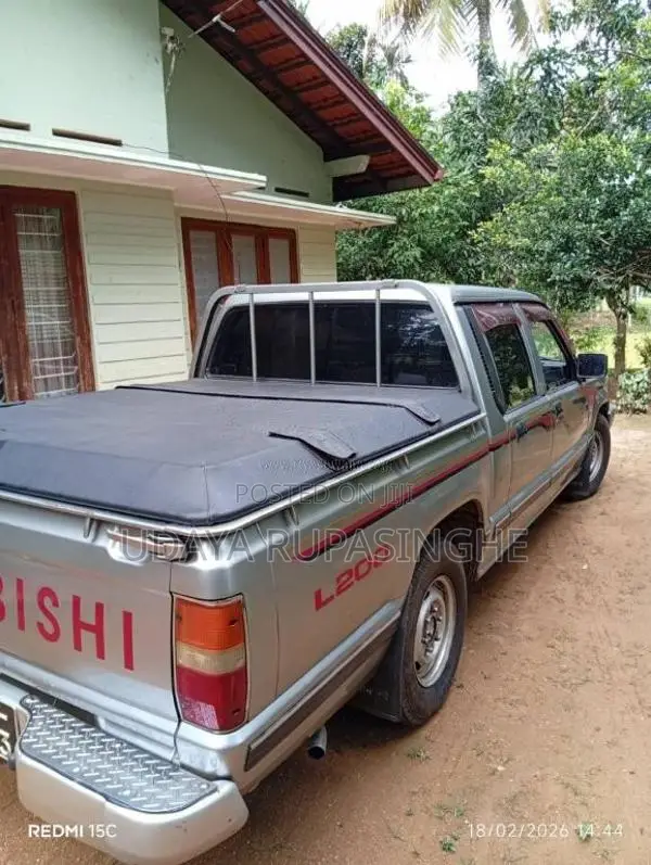 Mitsubishi L200 2000 Pickup (Used)