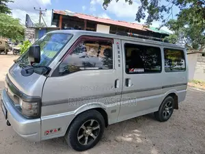 Nissan Vanette 1999 Van (Used)