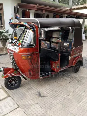 Bajaj 2 stroke 2006 Three Wheel (Used)