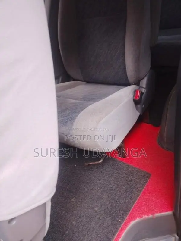 Toyota KDH 2008 Van (Used)