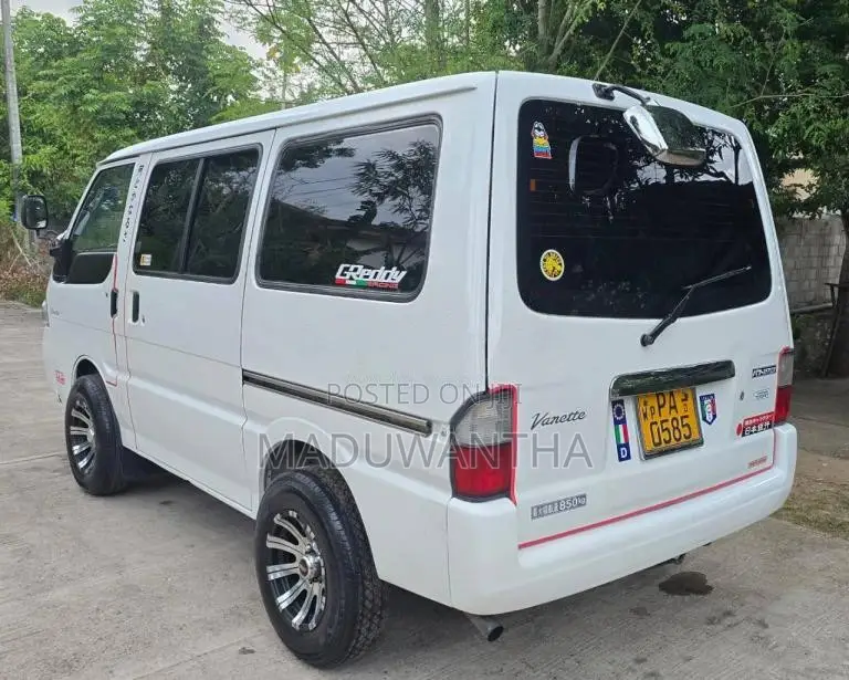 Nissan Vanette 2007 Van (Used)