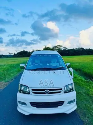Toyota TownAce Noah Kr42 3c Efi 2000 Van (Used)
