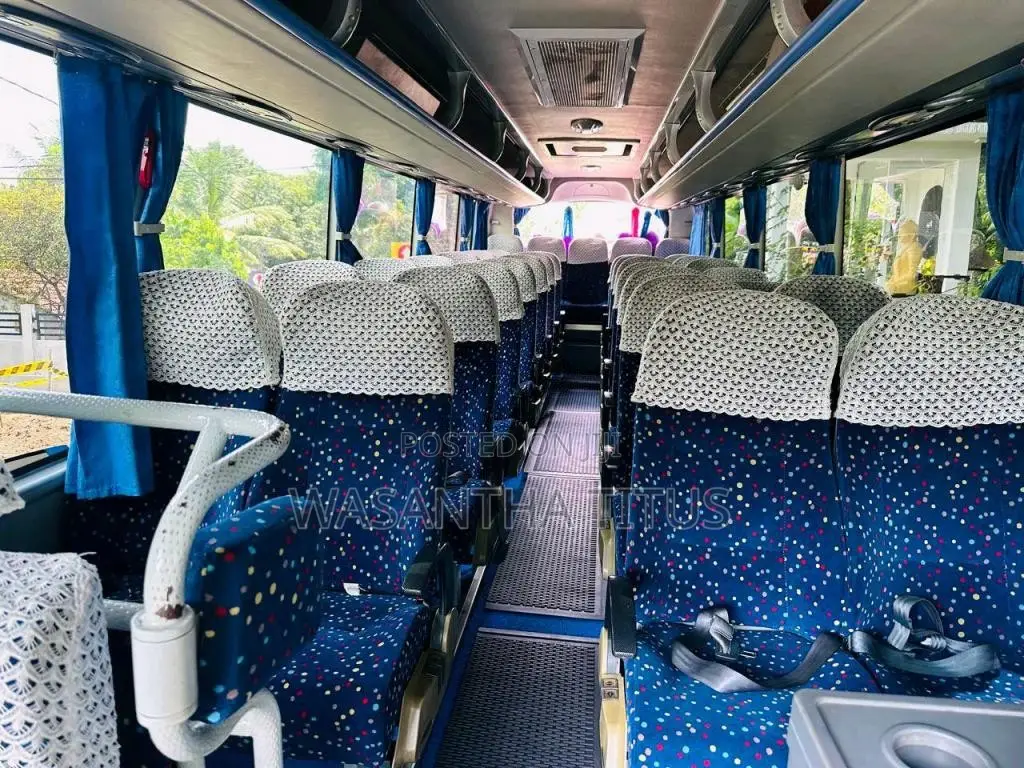 Micro Yutong 2014 Bus (Used)