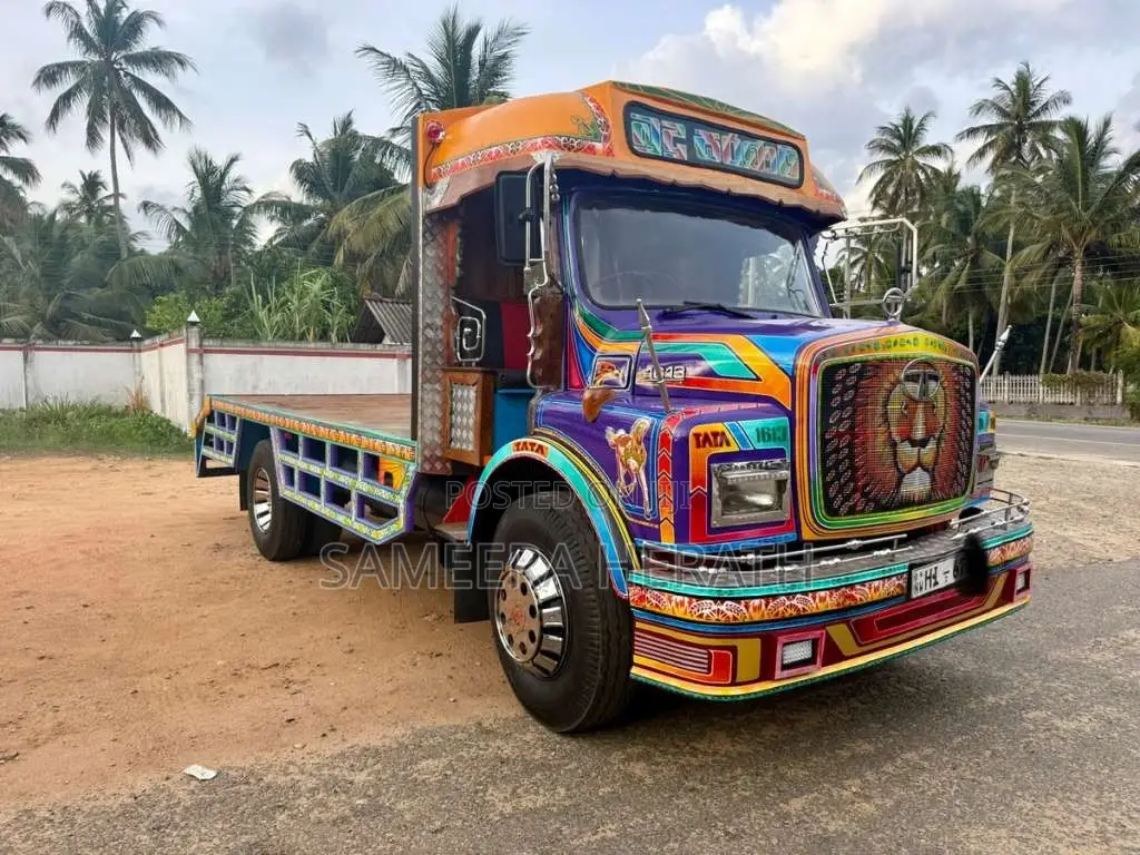 Tata 1613 2001 Lorry (Used)
