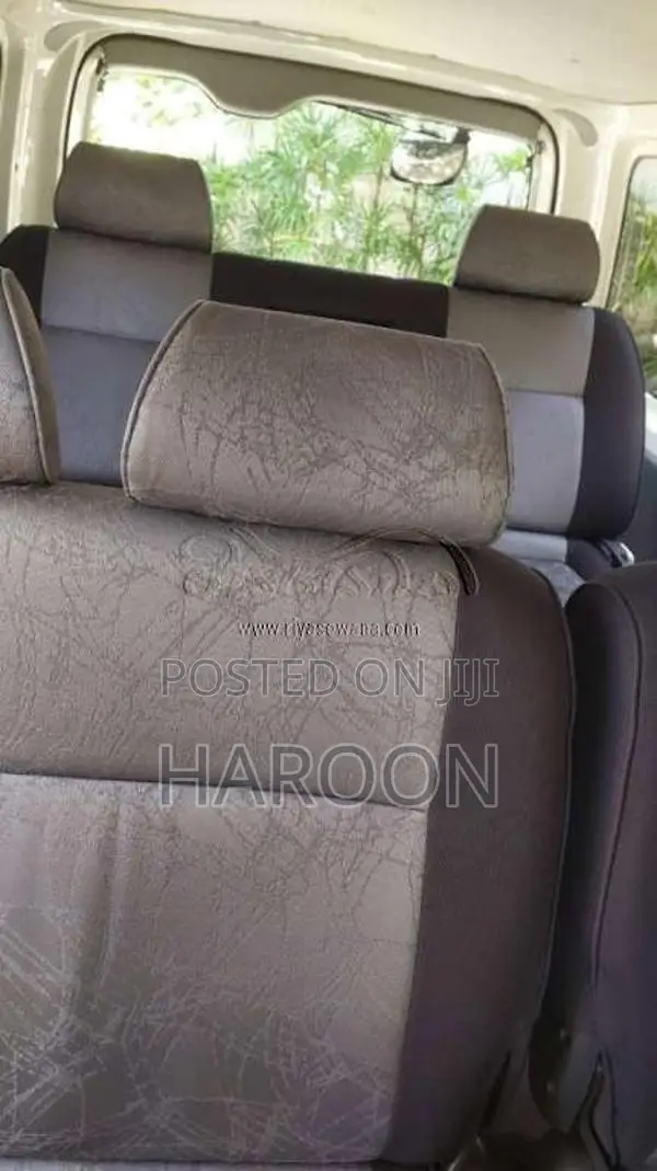 Toyota KDH 2007 Van (Used)