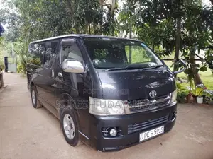 Toyota KDH 2008 Van (Used)