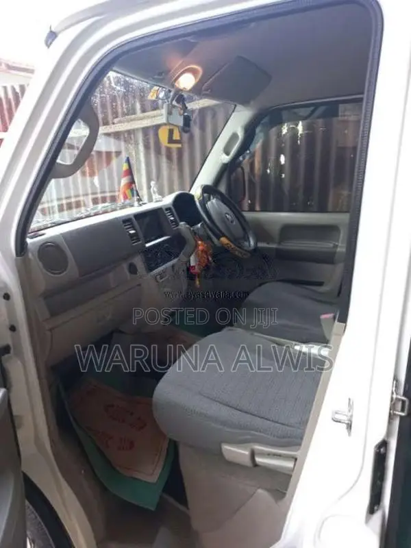 Suzuki Every 2014 Van (Used)